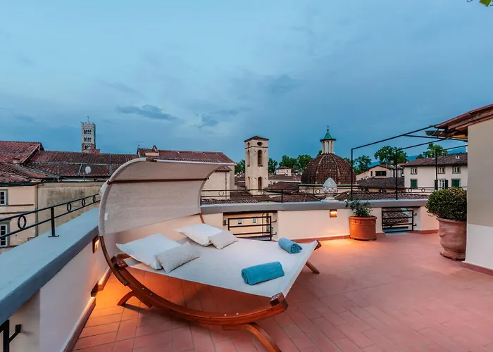 Attico Con Grande Terrazza Sulla Citta