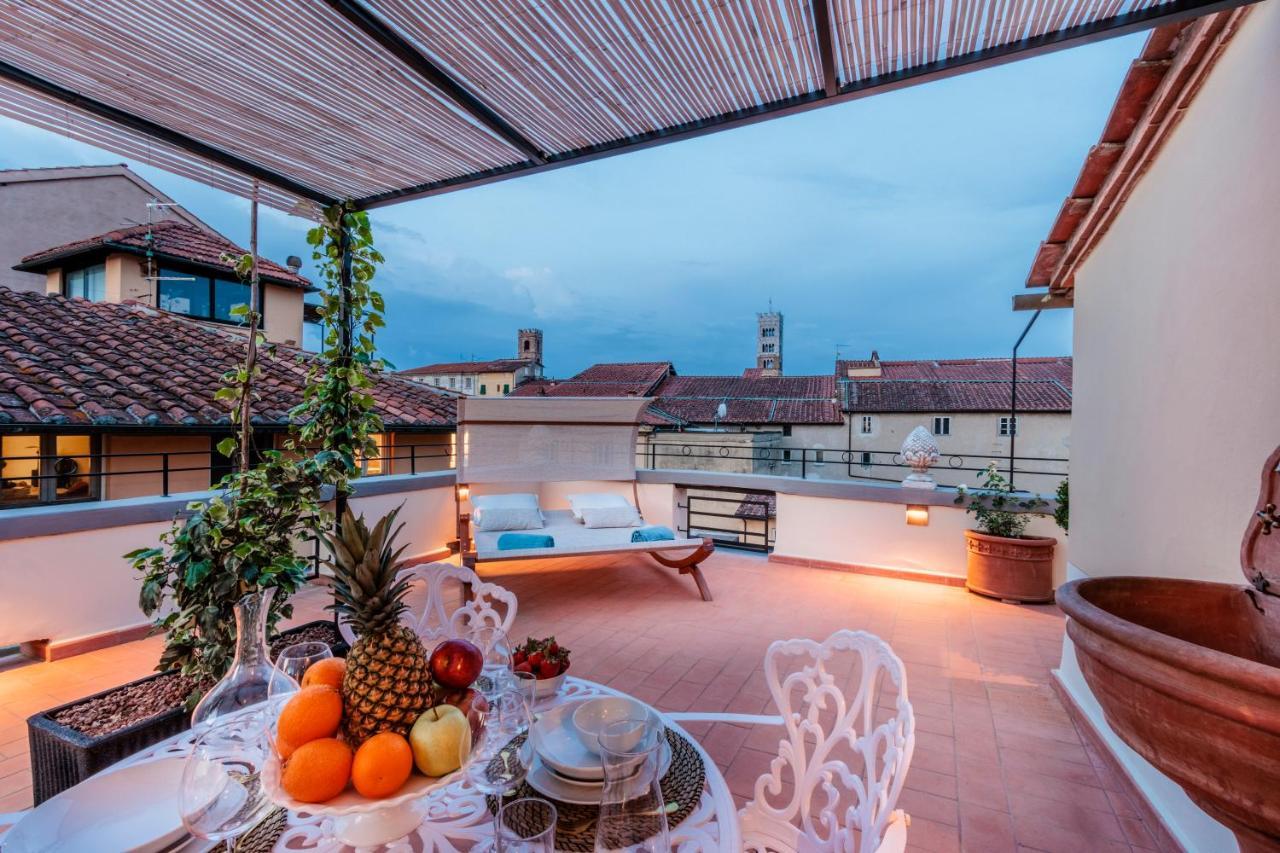 Attico Con Grande Terrazza Sulla Citta Ferienhaus *